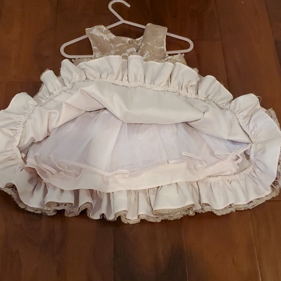 Pippa & Julia Dress - Picture 3 of 4